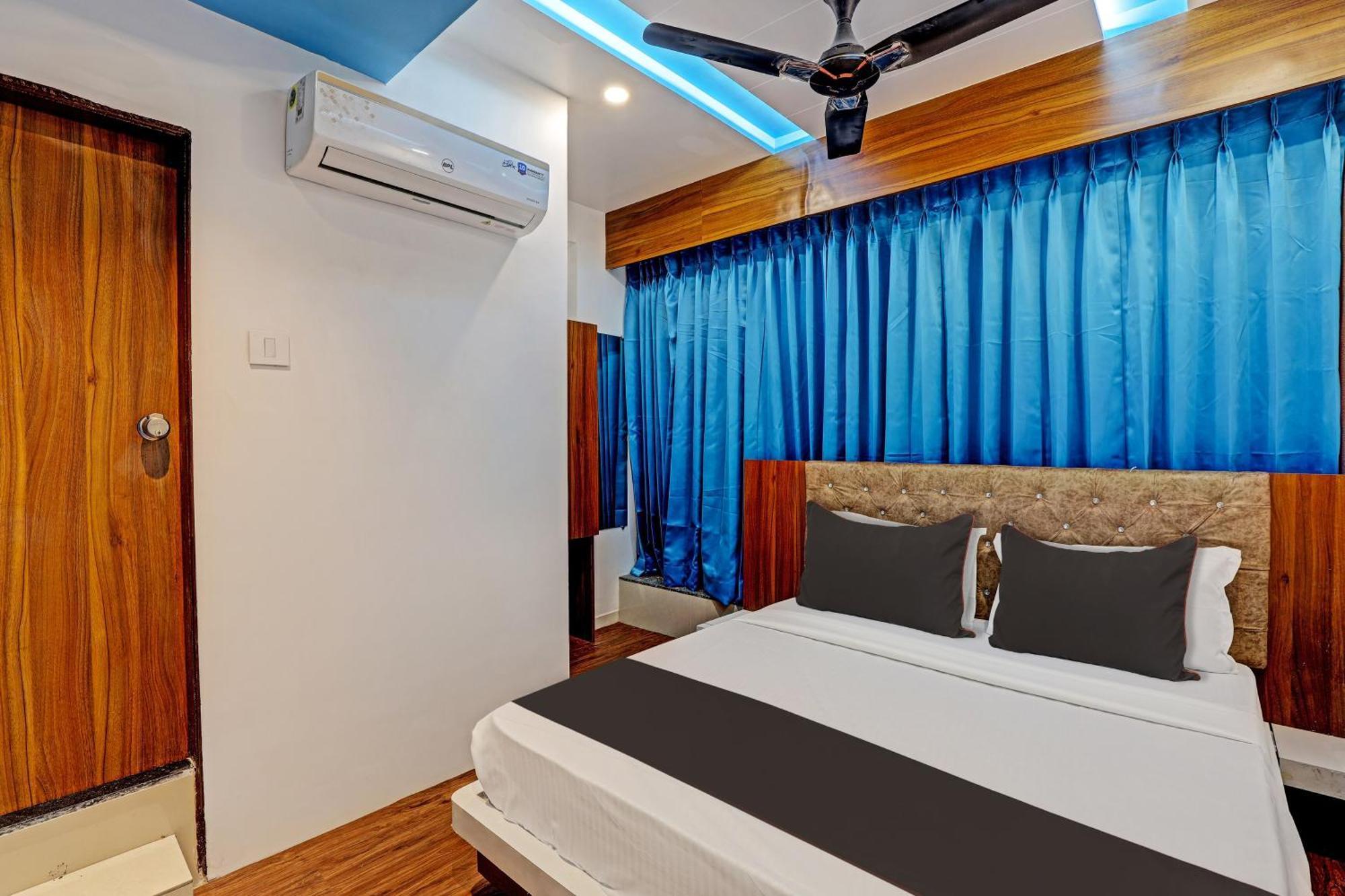 Collection O Hotel Swarg Surat Eksteriør bilde